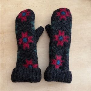 Extra Warm, wool Black Mittens with Red Floral Pattern